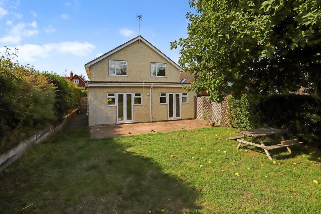 Little Green Lane, Farnham, GU9 - View 6