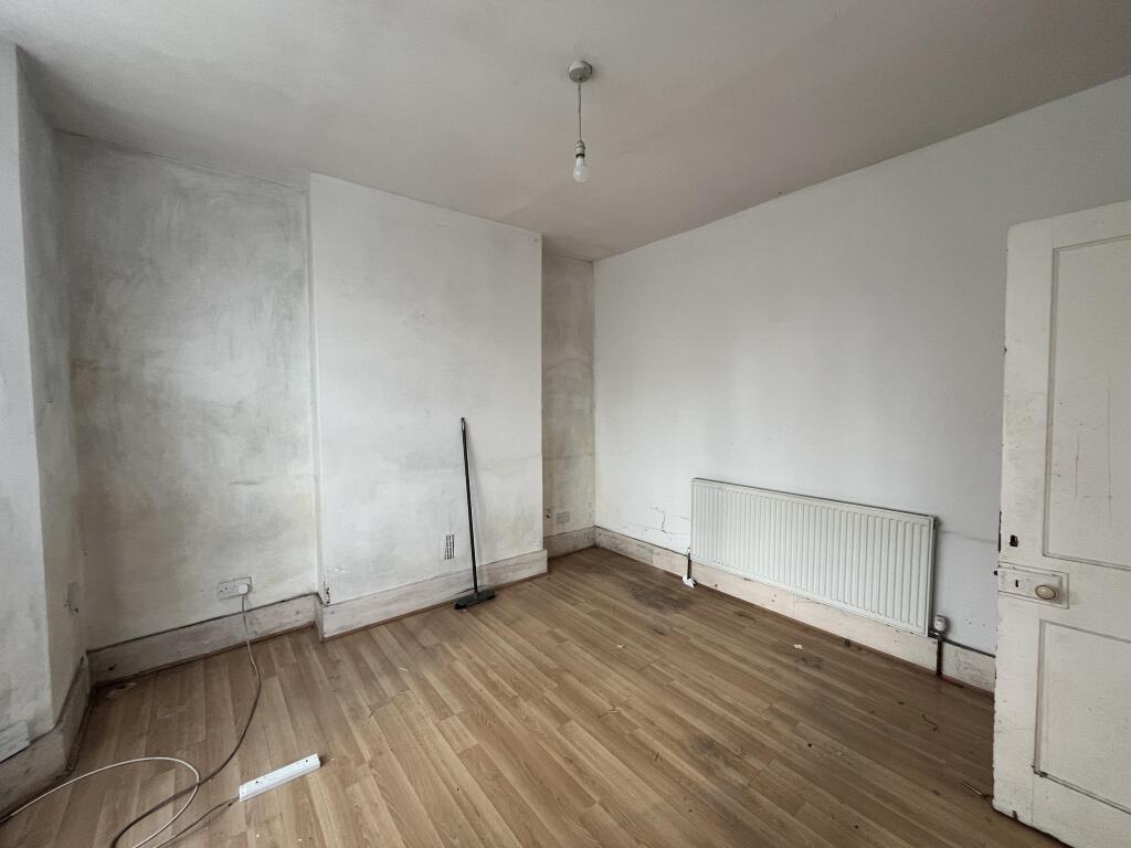 Apartment in London, Harrow Weald - More