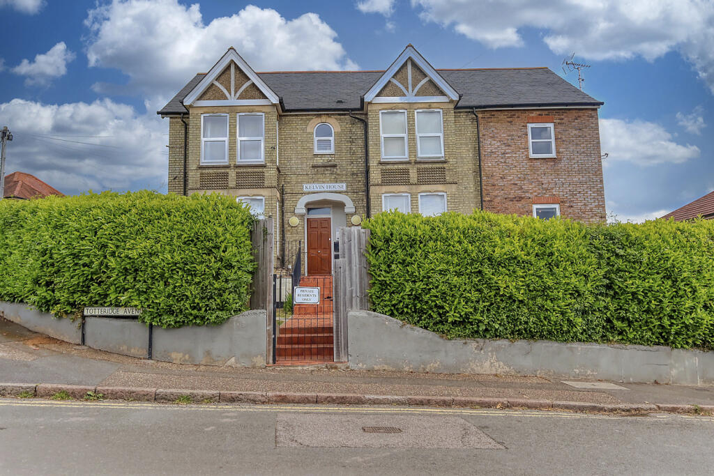 Main image of property: Totteridge Avenue, High Wycombe, Buckinghamshire, HP13