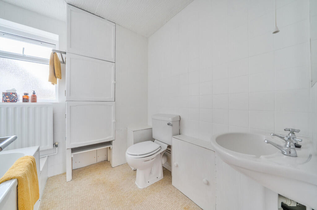 Apartment in London - View 4