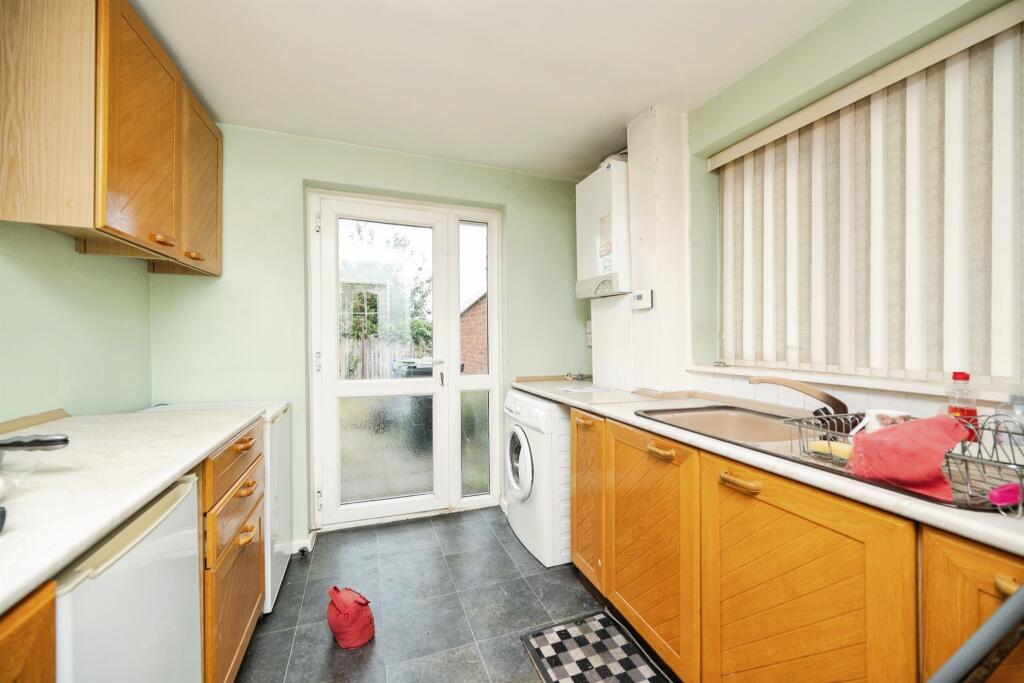 House in Dudley - View 5