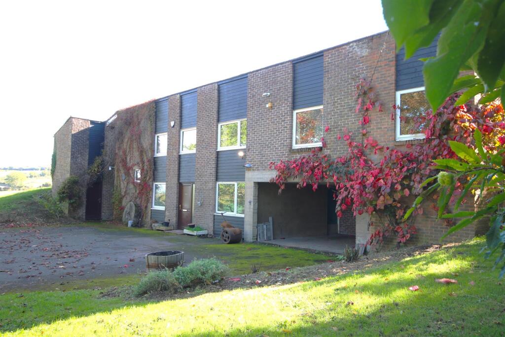 Main image of property: Farmhouse, Rattington Street, Chartham