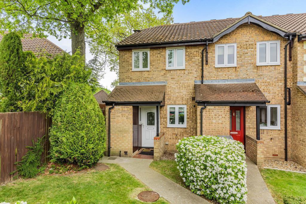 Main image of property: Horseshoe Crescent, Burghfield Common, Reading, Berkshire, RG7