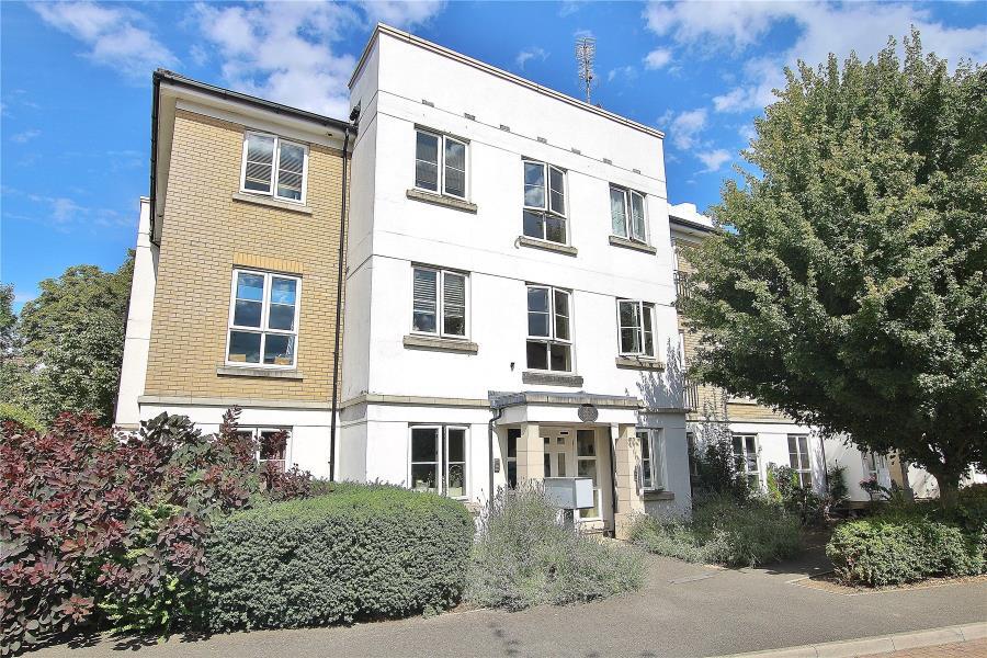 Main image of property: Knaphill, Woking, Surrey, GU21