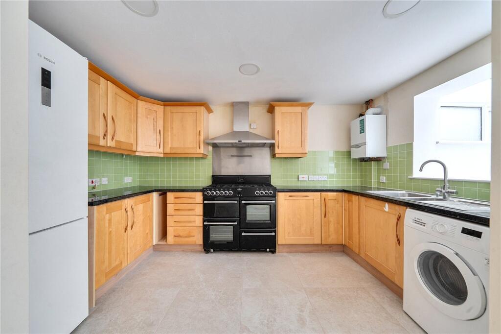 House in Waverley, Farnham - View 3