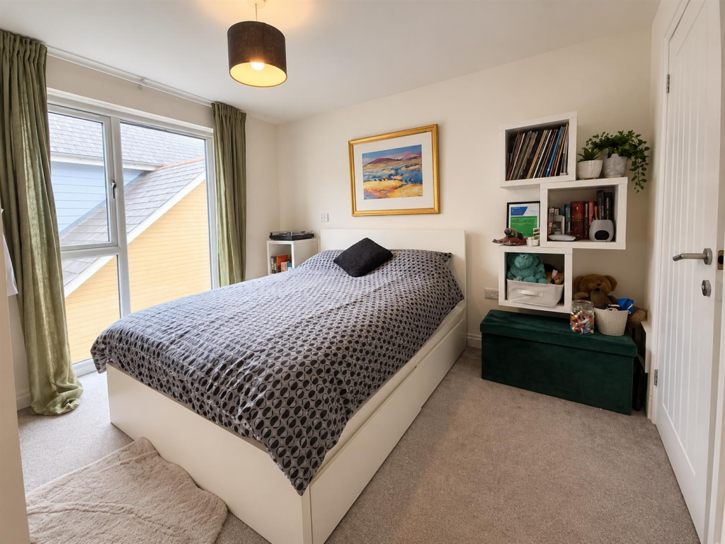 House in Torridge, Bideford - More