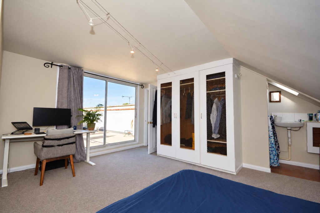 Property photo 8