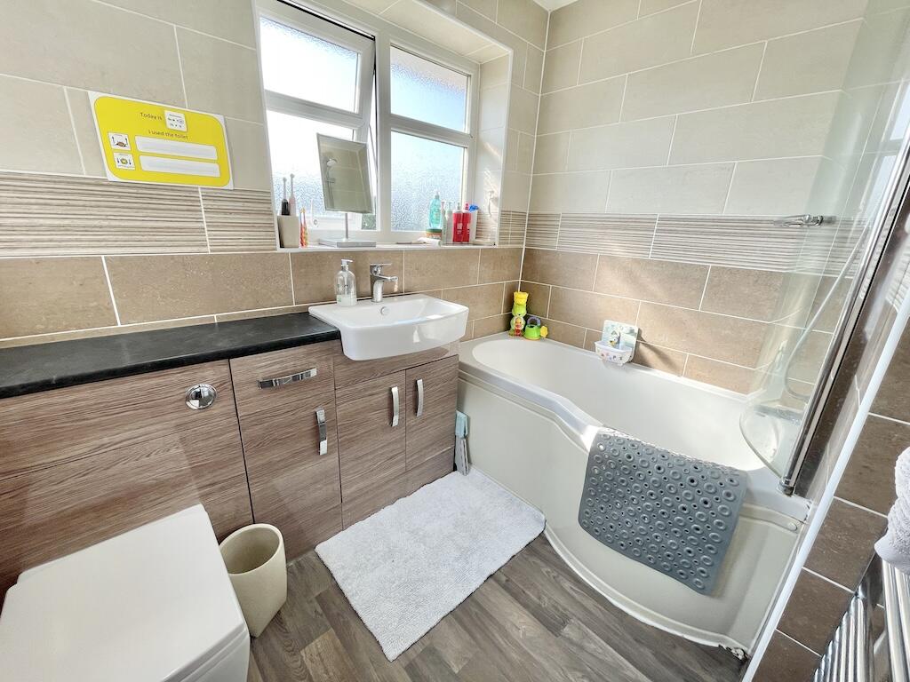 House in Dudley, West Midlands - View 4