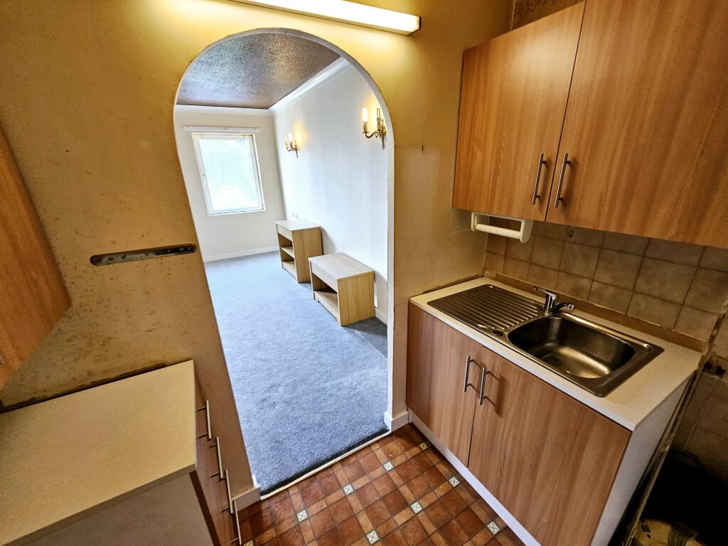 Homecrest House, Grosvenor Crescent, Scarborough, North Yorkshire photo 4