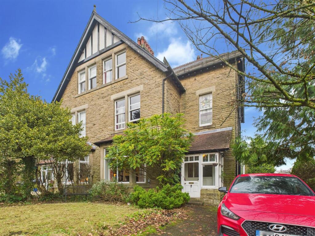 6-bed semi-detached on Lightwood Road, Buxton, £660,000