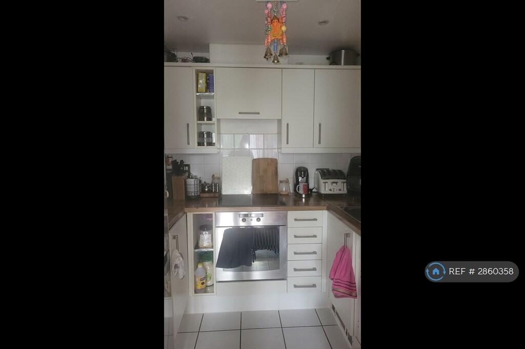 Main image of property: Wooldridge Close, Feltham, TW14