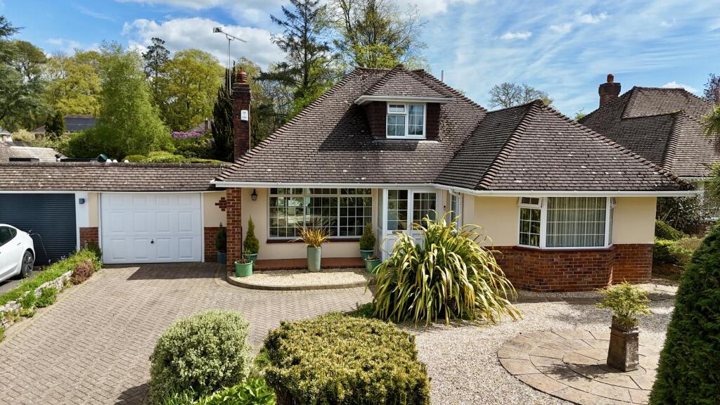 Main image of property: Rossley Close, Highcliffe on Sea