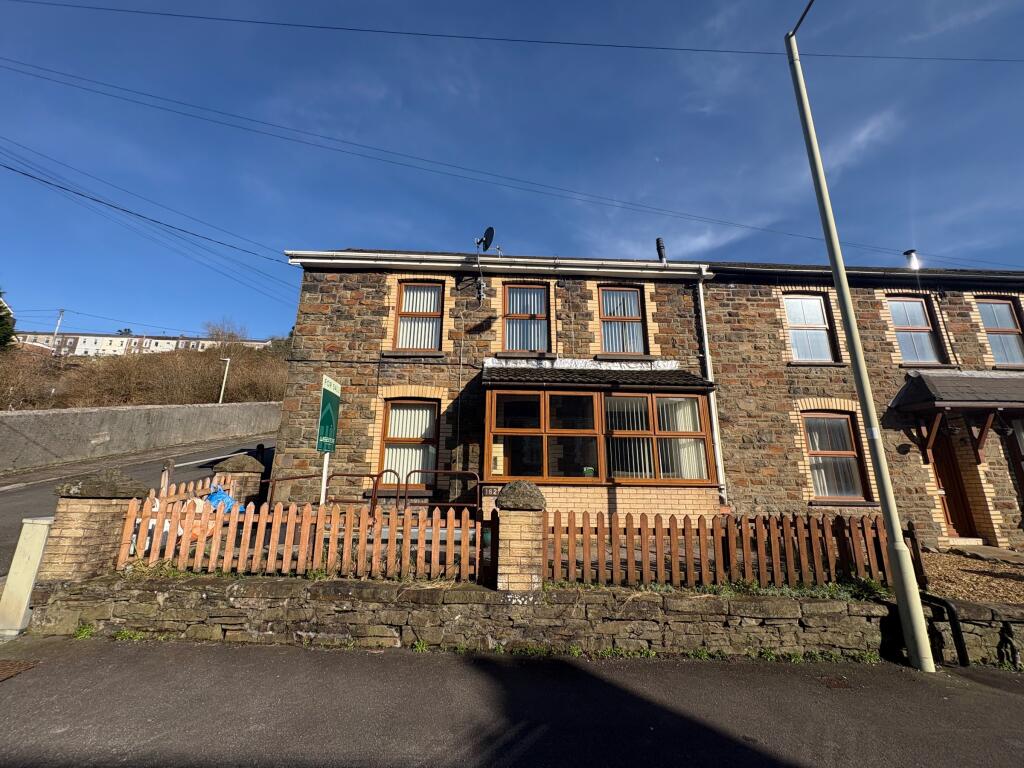 Main image of property: Oxford Street, Pontycymer, Bridgend