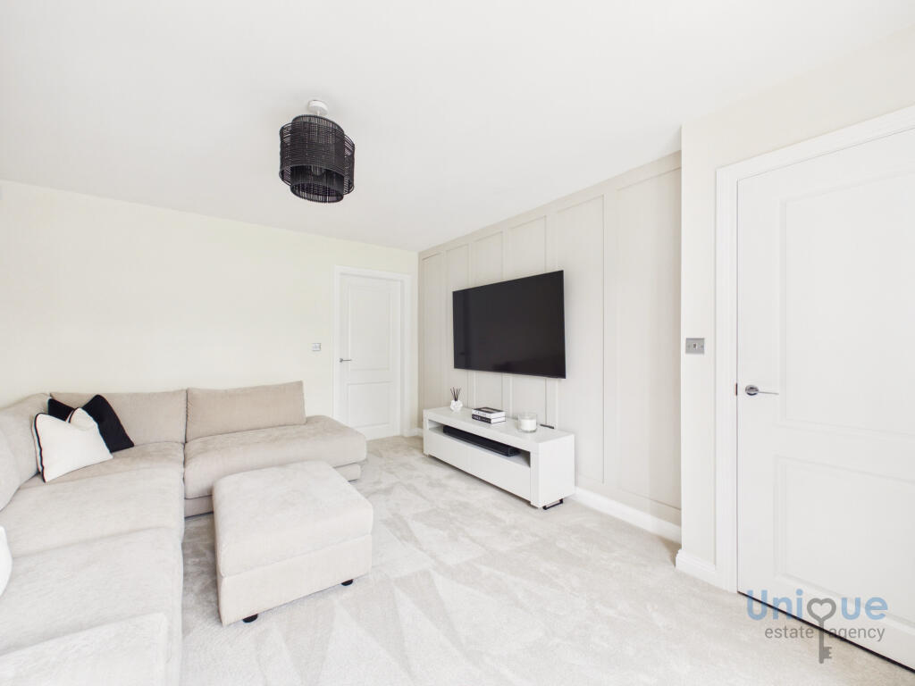Sanderling Way,  Wesham, PR4 photo 3