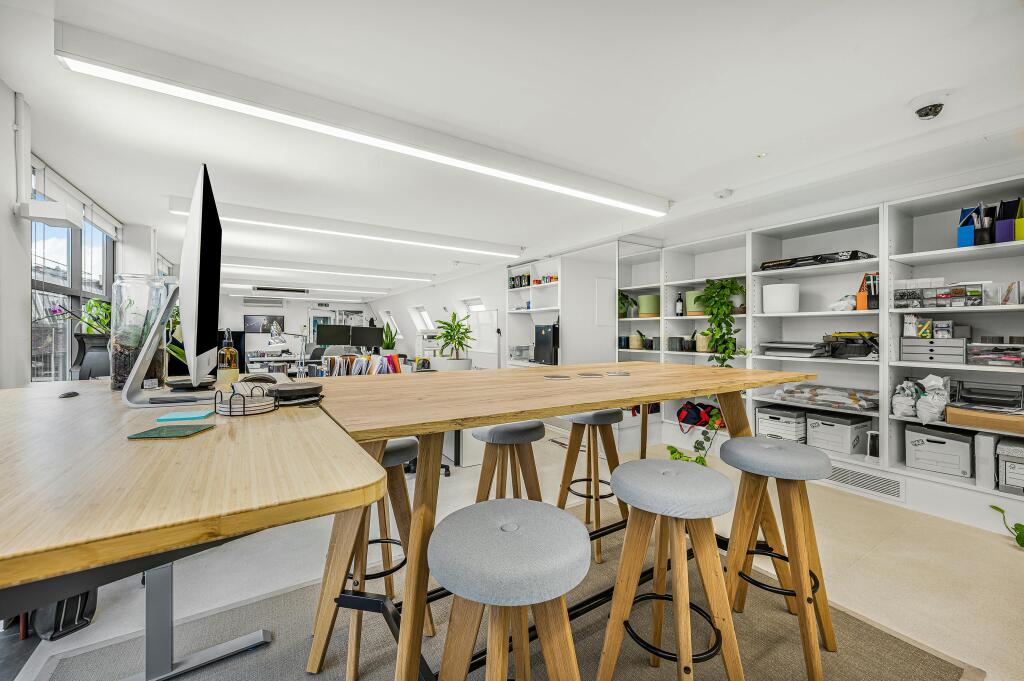 office 5.jpg