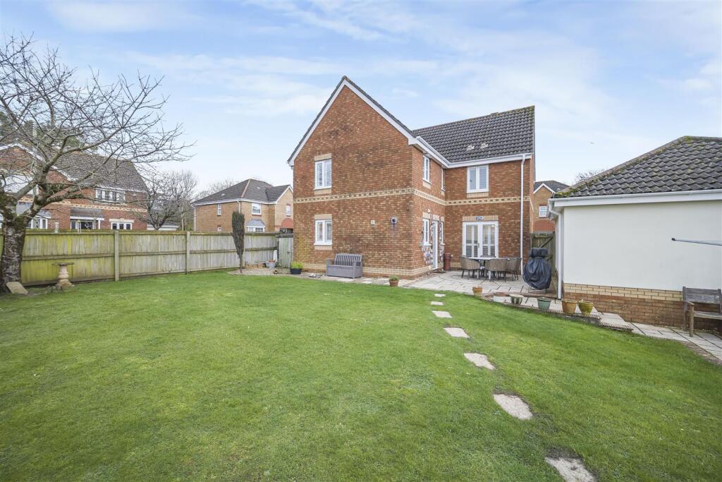 Main image of property: Clos Henblas, Bridgend
