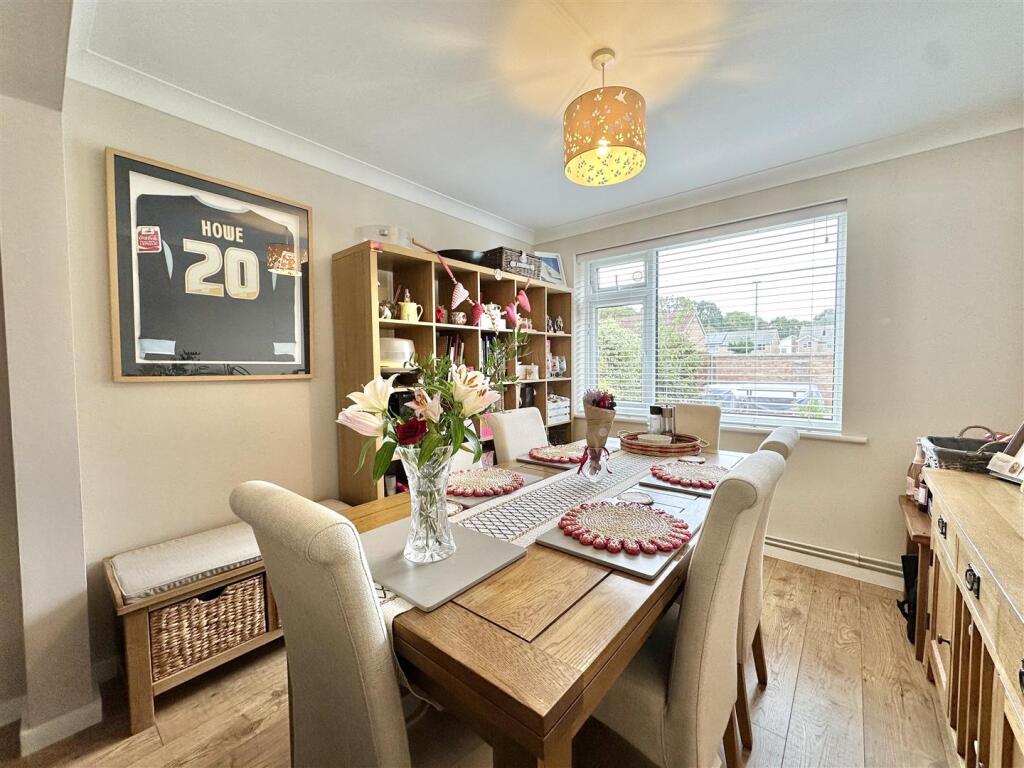 House in Poole, Turlin Moor - View 5