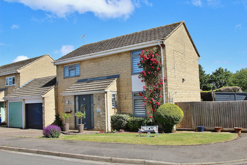 Main image of property: Pensclose, Witney, OX28