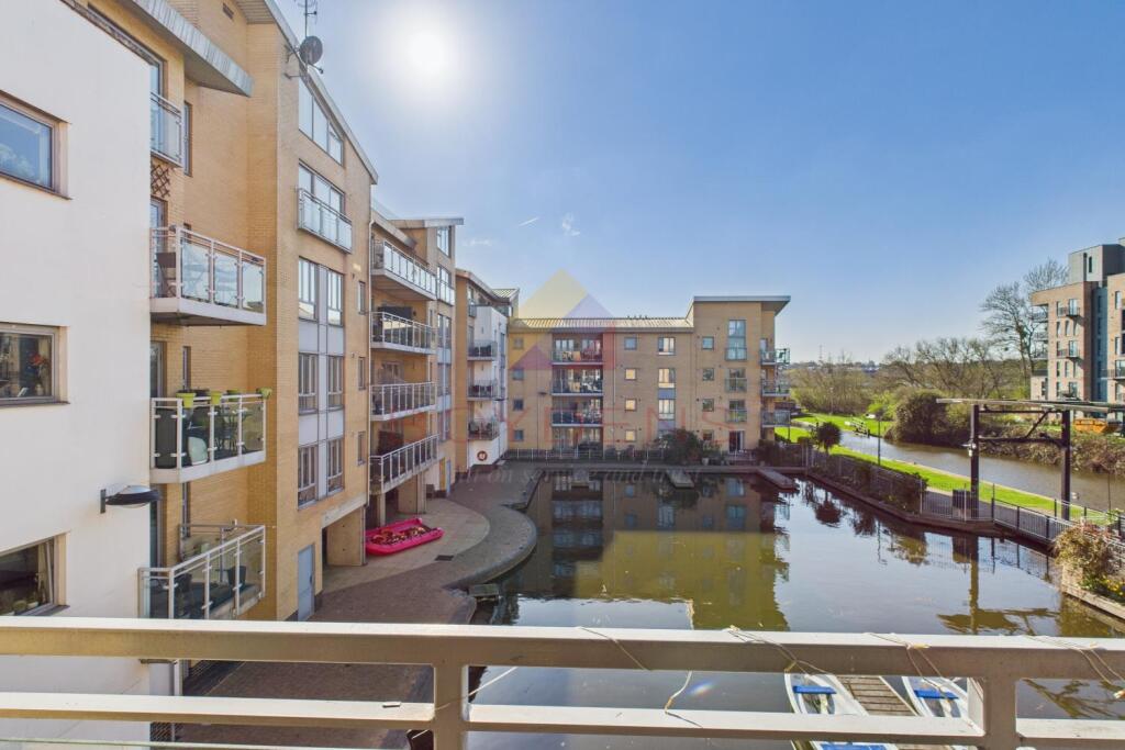 Main image of property: Lovely Apartment In Chelmsford