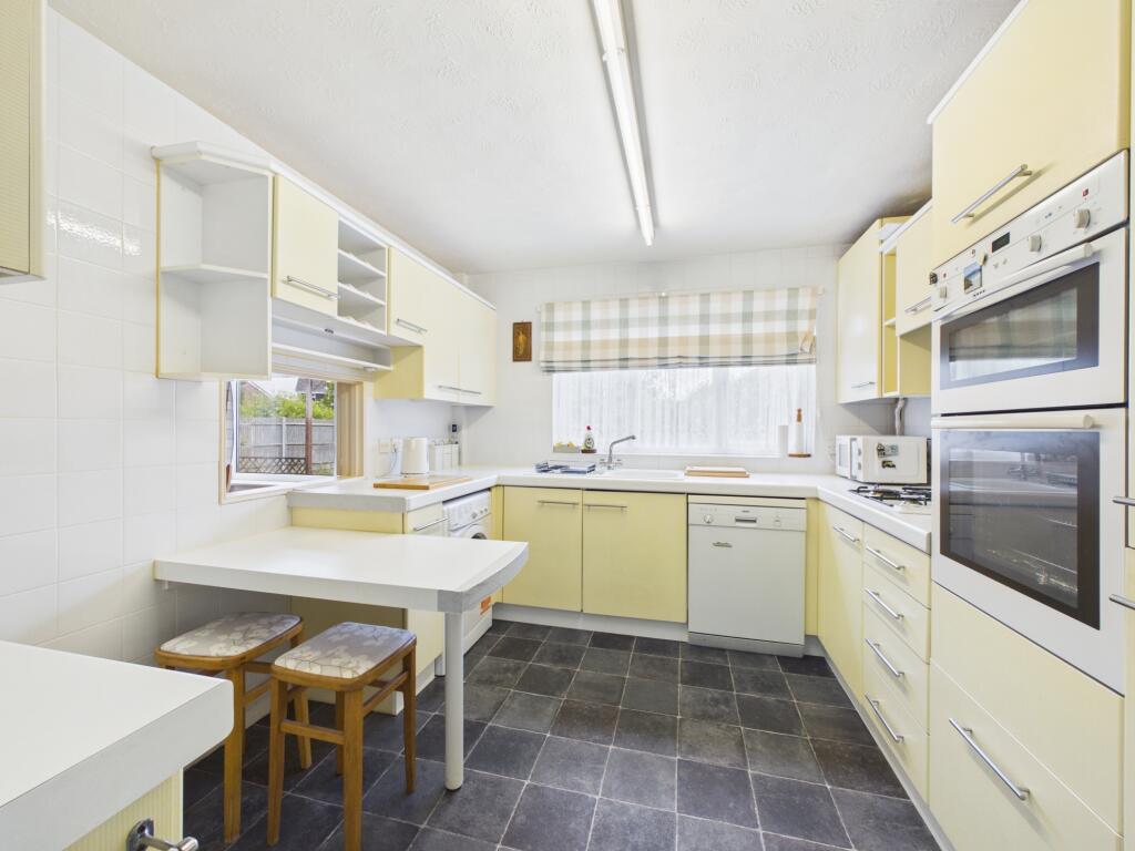 House in Horsham, West Sussex - View 5