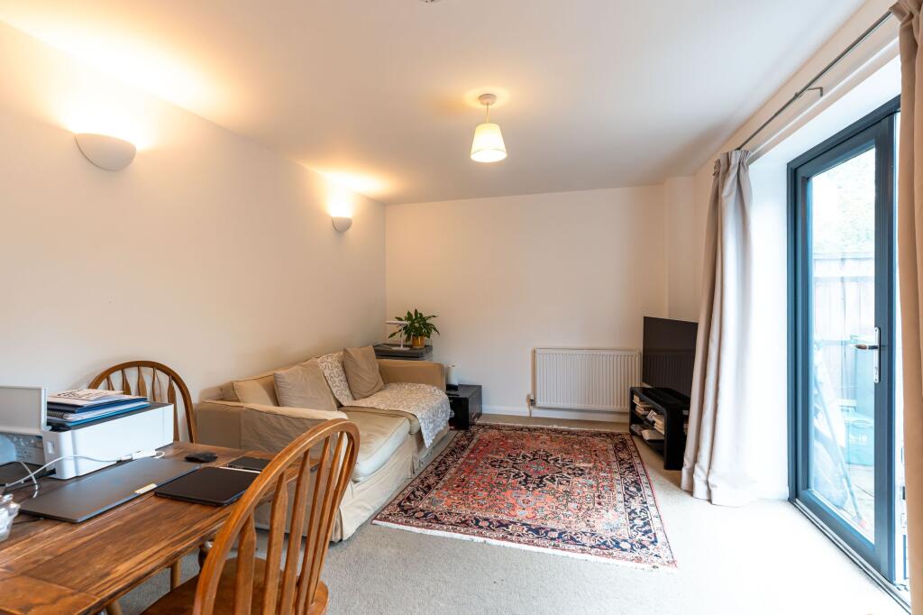 Apartment in Oxford - View 3