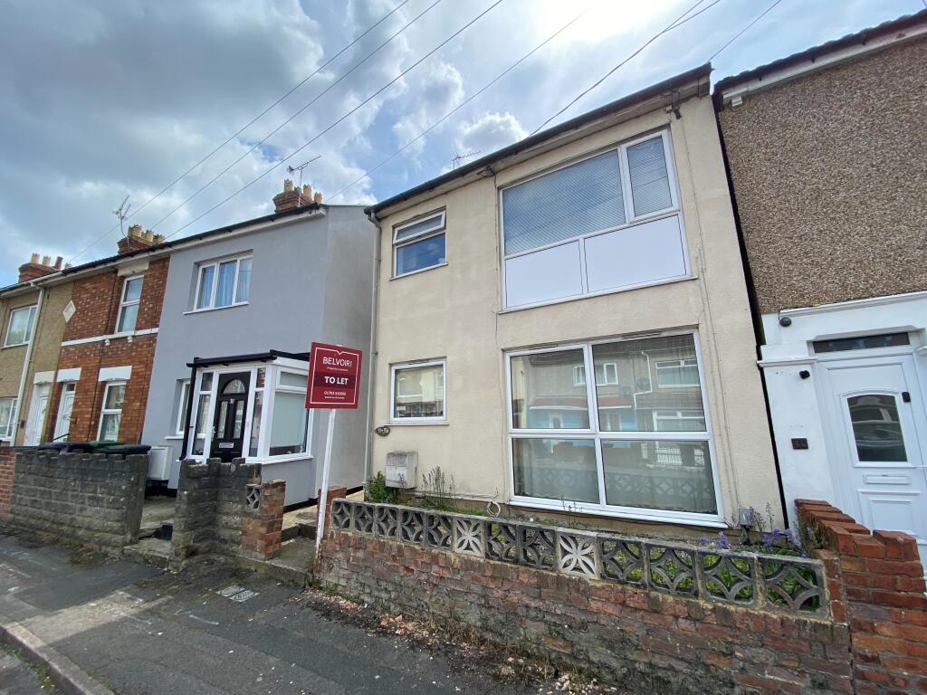 Main image of property: Linslade Street, Rodbourne, Swindon, SN2