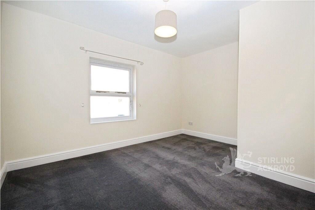 House in Guildford - View 5