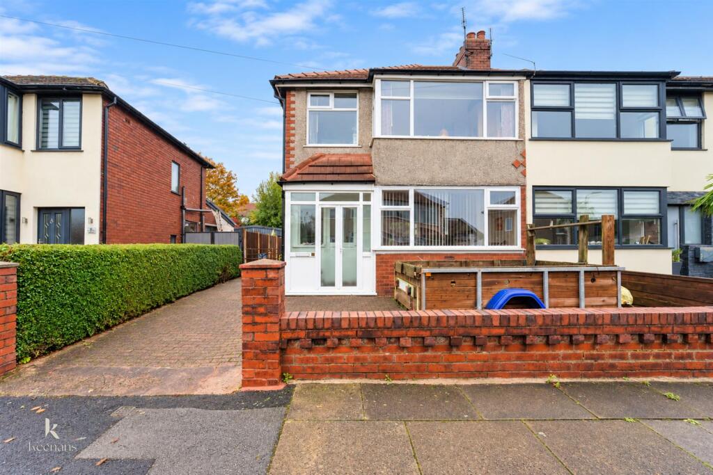 Tamworth Drive, Brandlesholme