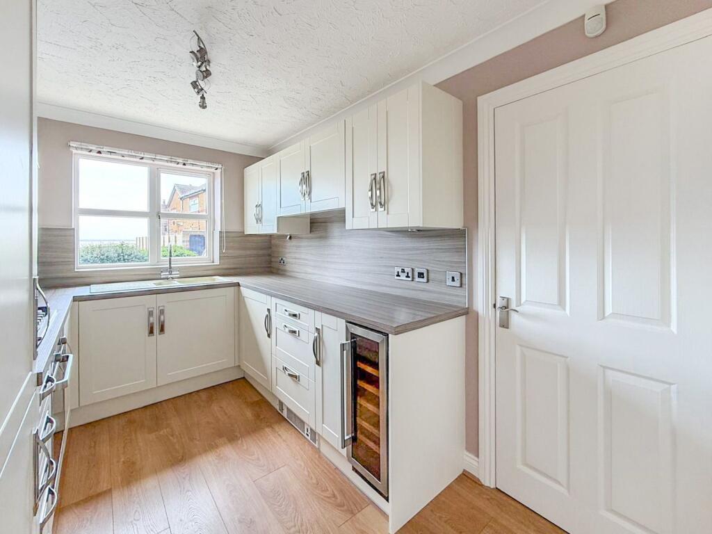 Corinthian Way, Hull, HU9 photo 3