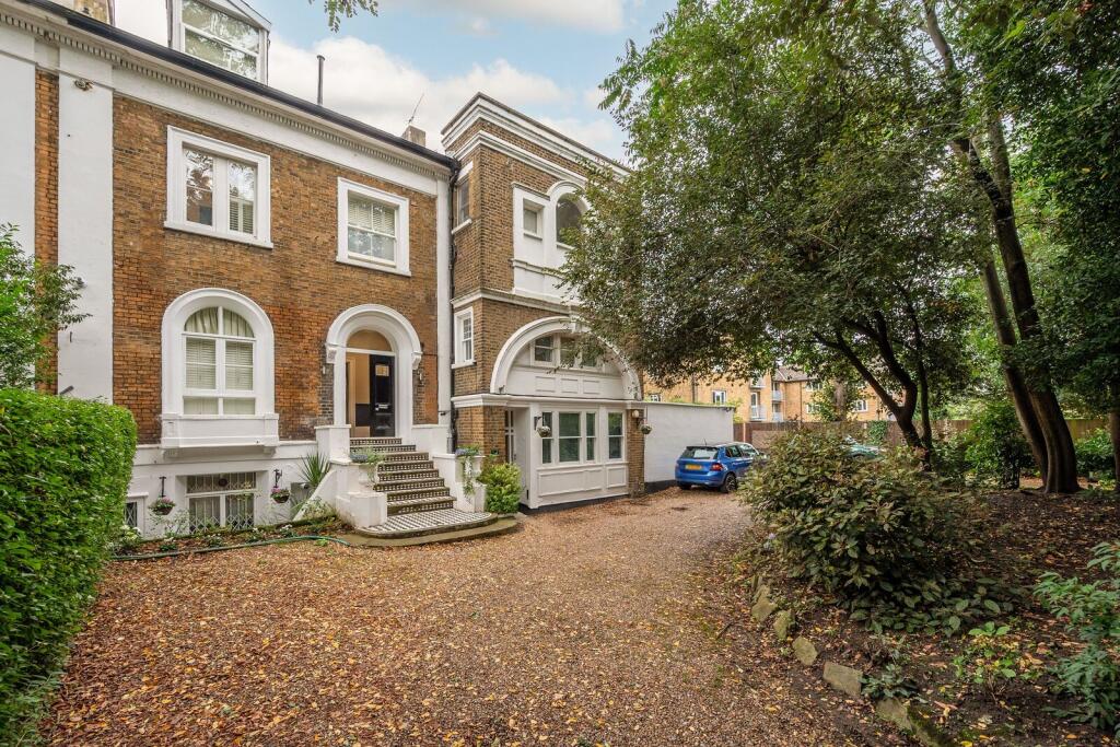 Apartment in London - View 2