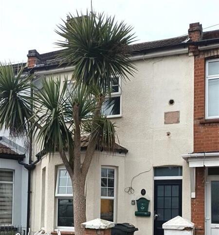 Main image of property: Warwick Road, Clacton-On-Sea, Essex, CO15