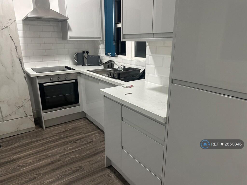 Additional image 8 of Town Lane, Bradford, BD10