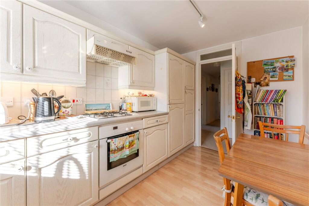 Apartment in Coventry - View 5