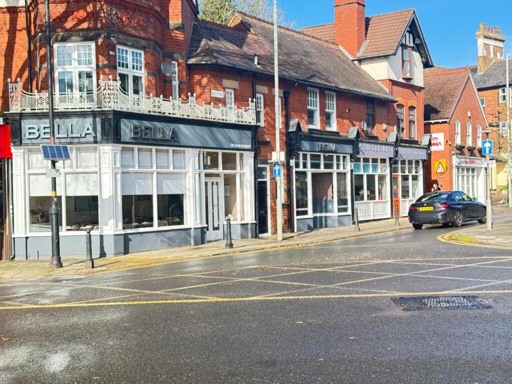 Main image of property: Restaurant Space, Pizzaria Kitchen and Four Apartment Investment, 82 Chapel Ash, Wolverhampton, WV3 0TY