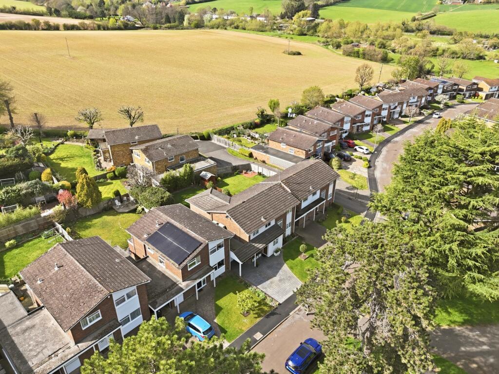 Additional image 19 of Ash Grove, Wheathampstead, St. Albans, Hertfordshire, AL4