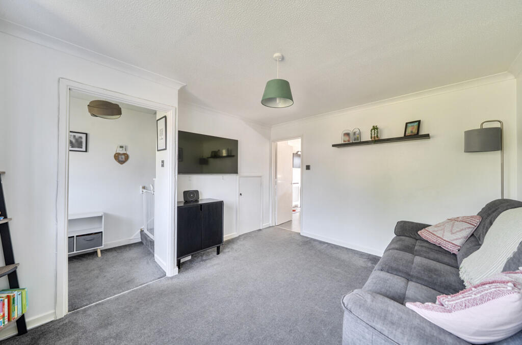 Plover Road, Milborne Port, DT9 5DA photo 4