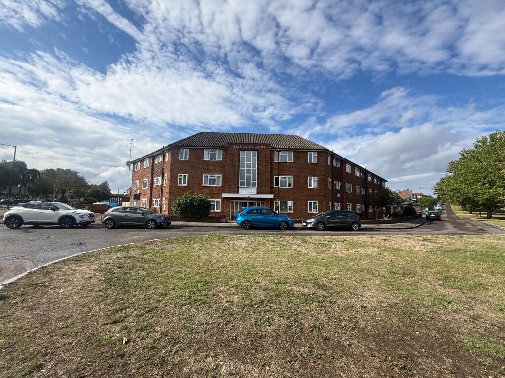 Apartment in Birmingham, Sutton Coldfield - View 5