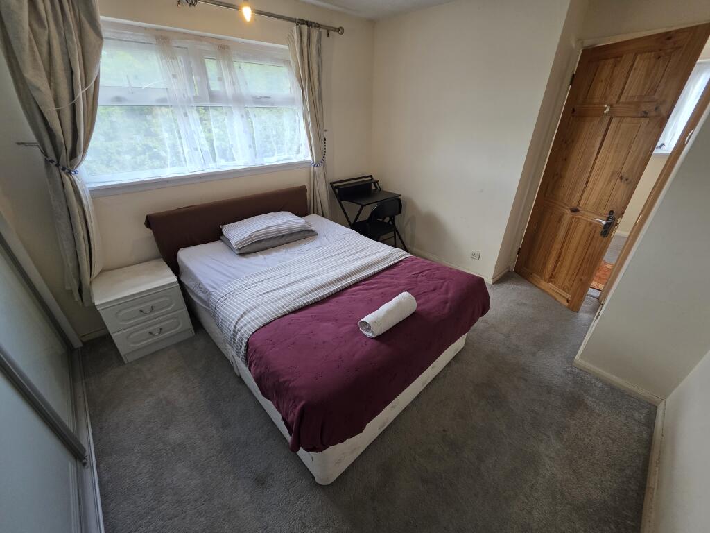 Main image of property: Double room, Bonnington Walk, Lockleaze