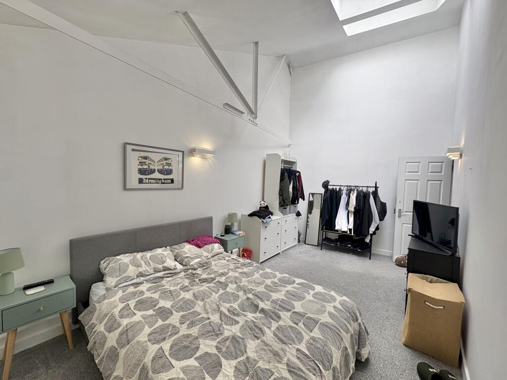 Apartment in Bristol - More