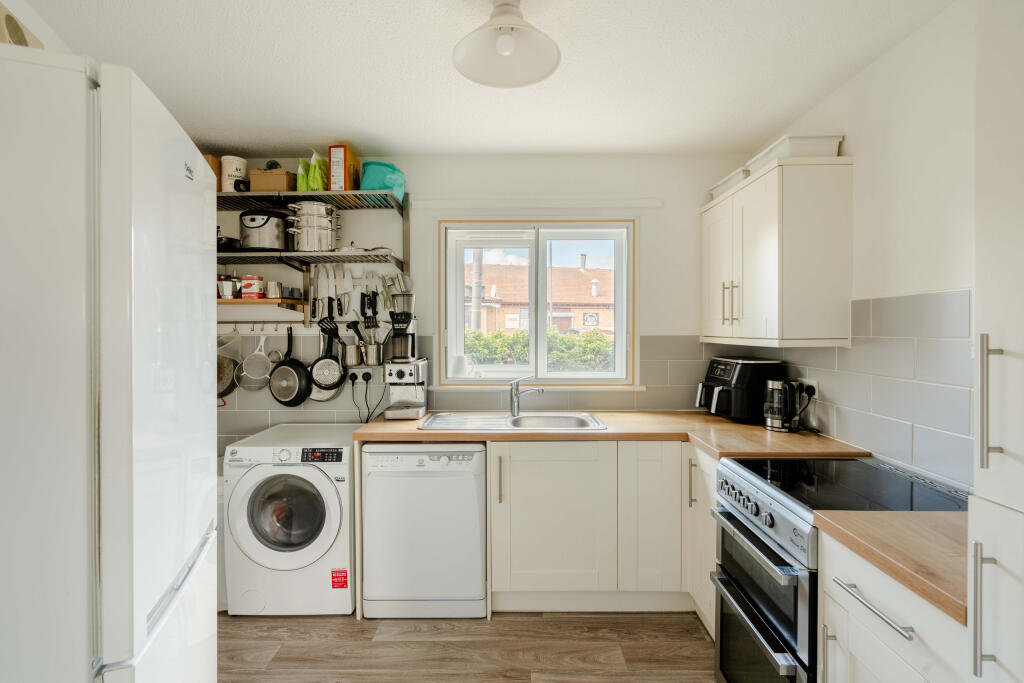 Apartment in Bristol, Totterdown - View 5