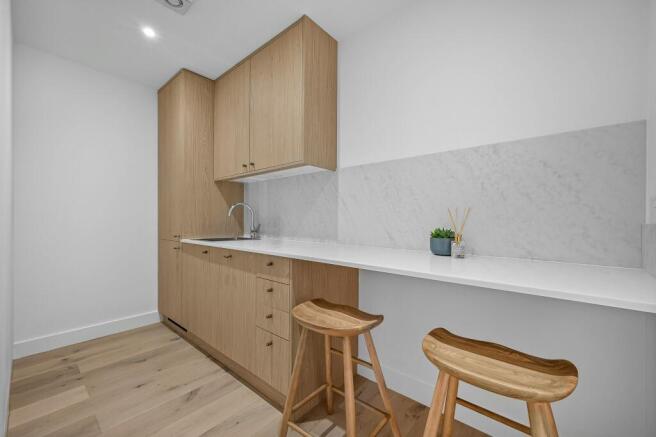 kitchen 1.jpg
