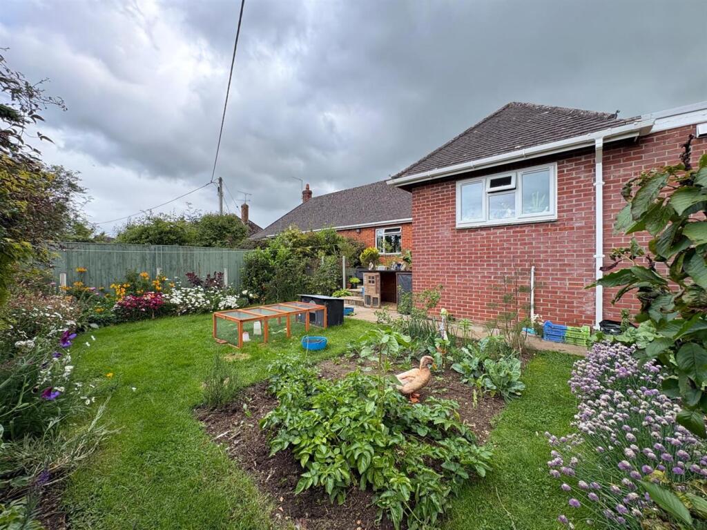 Alder Road, Sturminster Newton photo 4