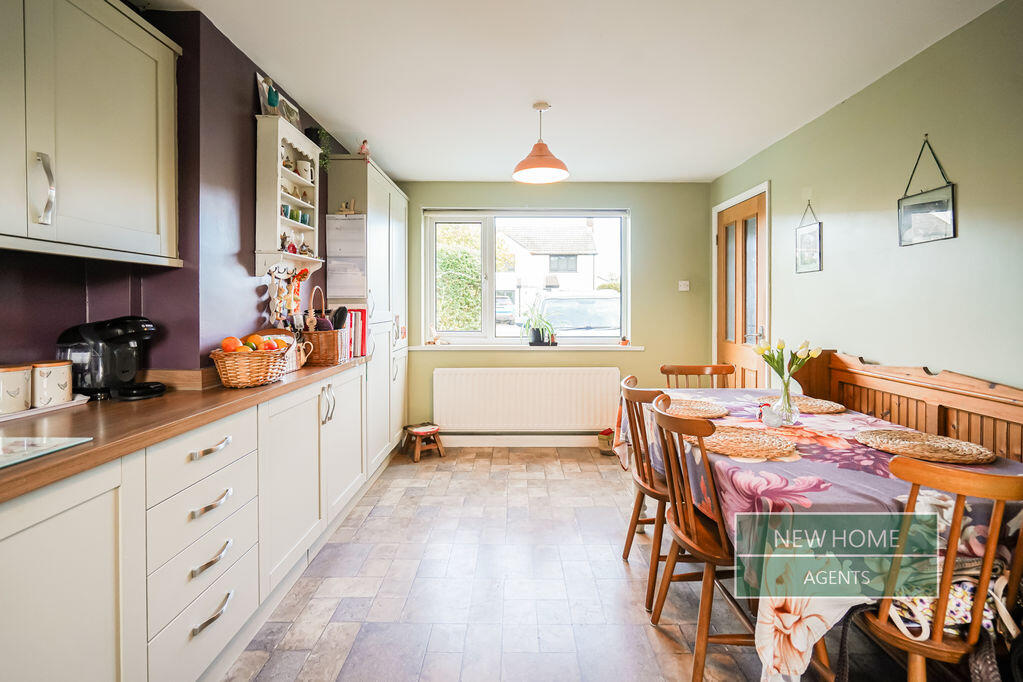 House in Darlington - More