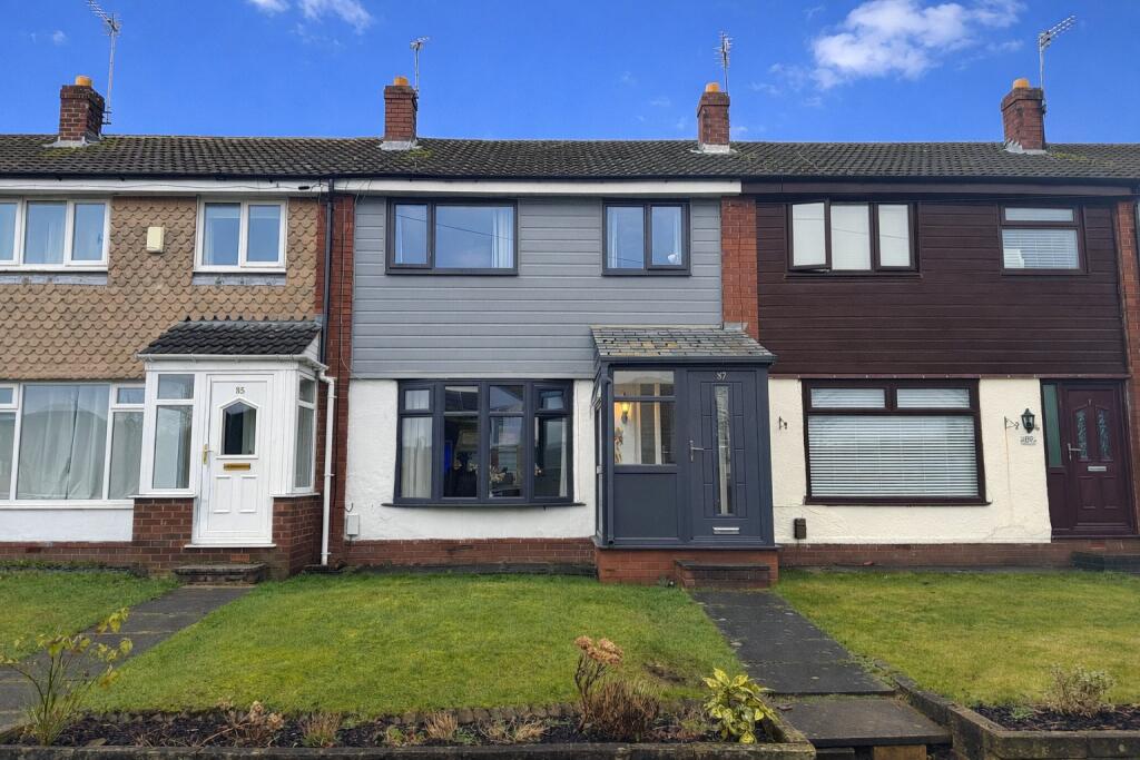 Main image of property: Harewood Drive, Royton, Oldham, Greater Manchester, OL2