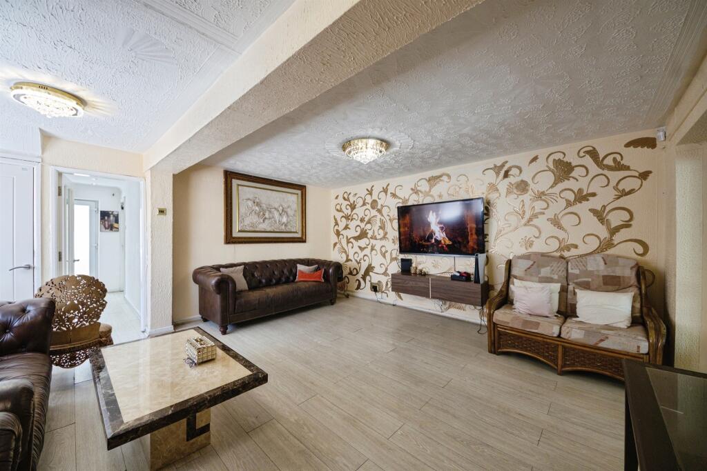 Additional image 4 of Lyons Grove, Birmingham