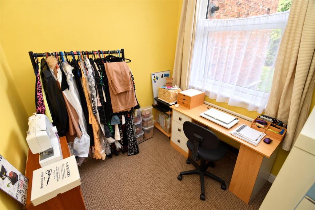 Apartment in Wirral, Liverpool City Region - More