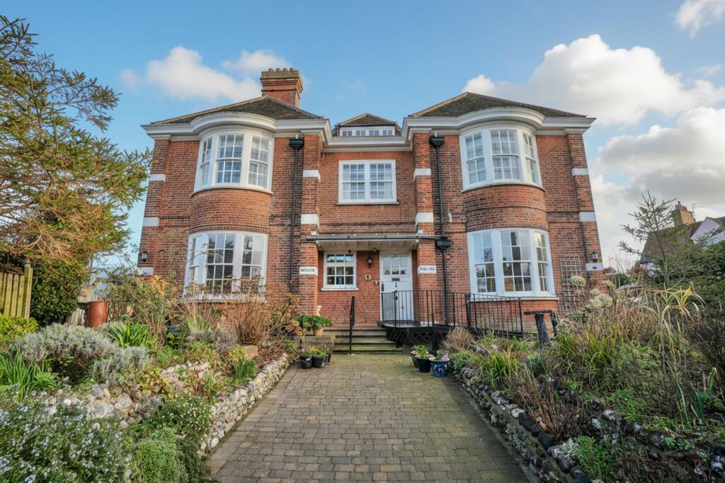 Main image of property: Cliff Avenue, Ormesby House, NR27