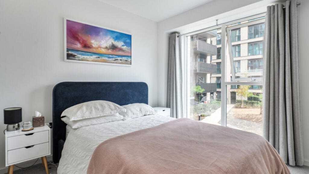 Apartment in London - More
