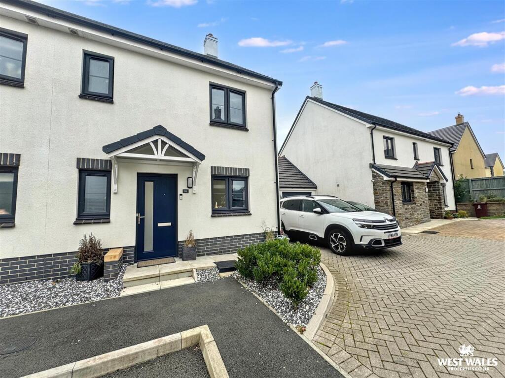 Main image of property: Cornfields Walk, Sageston
