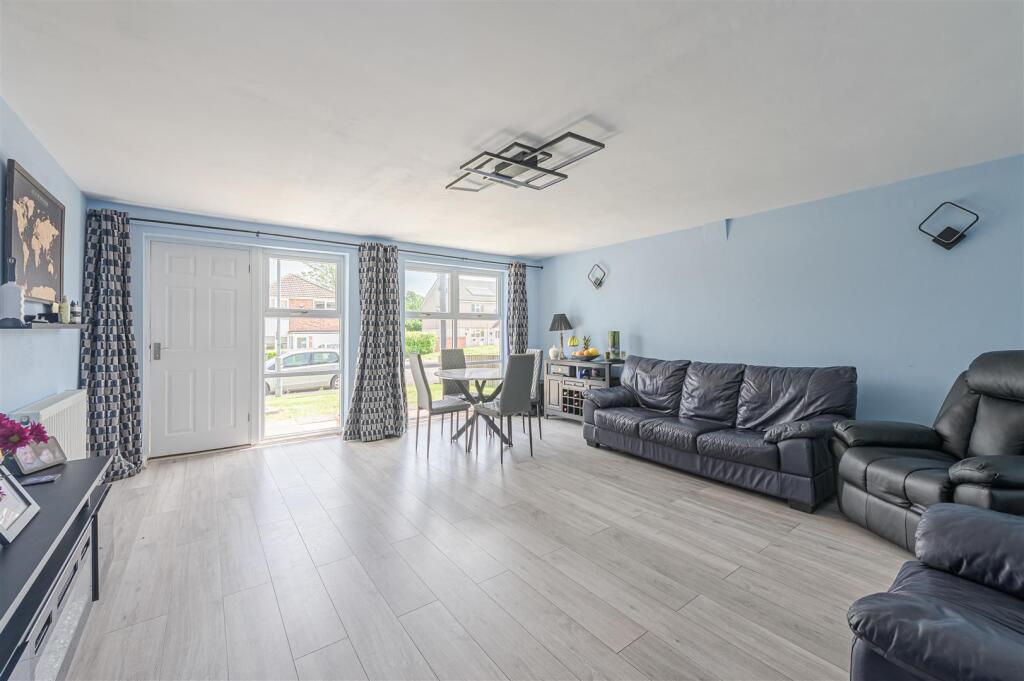 Marlborough Way, Ashby-De-La-Zouch, LE65 photo 4